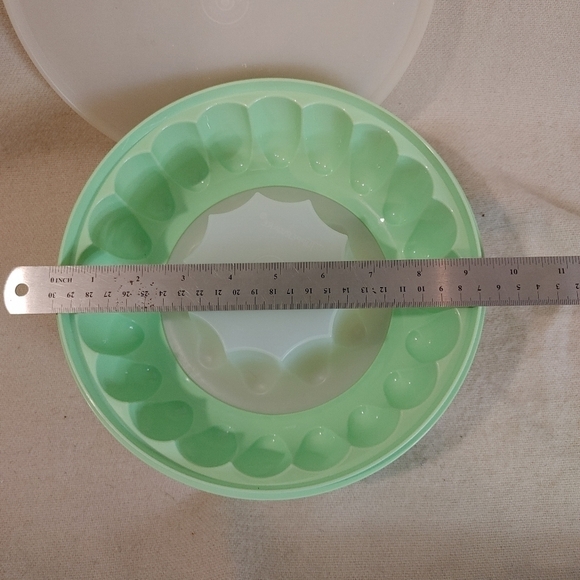 𝅺vintage Tupperware Jell-O Mould - Picture 4 of 6